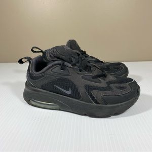 Black Nike Airmax Sneakers